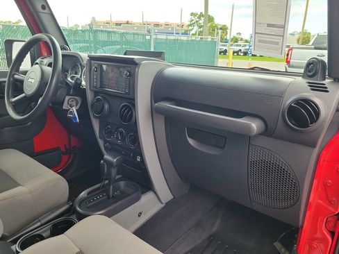 Used 2010 Jeep Wrangler Sport AWD/4WD image 11