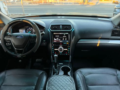Used 2016 Ford Explorer Sport AWD/4WD image 26