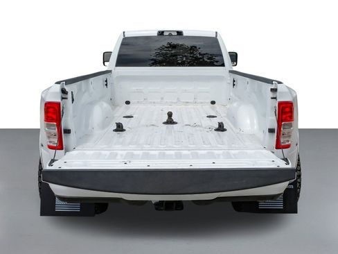 Used 2024 RAM 3500 Tradesman w/ Chrome Appearance Group image 60