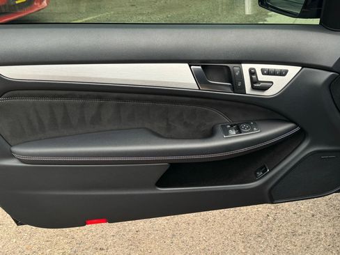 Used 2015 Mercedes-Benz C 250 Coupe image 33