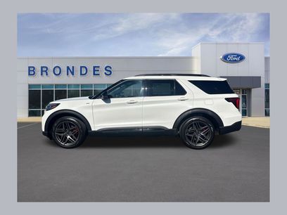 Used 2025 Ford Explorer ST-Line w/ Premium Package