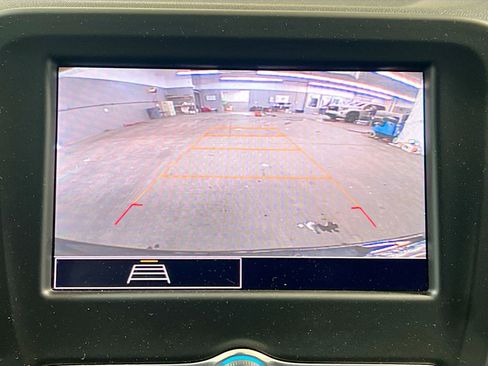Used 2024 Chevrolet Equinox LT AWD/4WD image 9