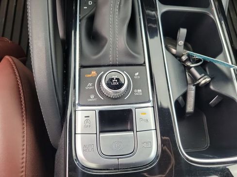 Used 2024 Kia Telluride SX Prestige AWD/4WD image 27
