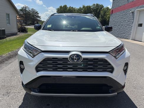 Used 2019 Toyota RAV4 XSE w/ Carpet Mat Package AWD/4WD image 9