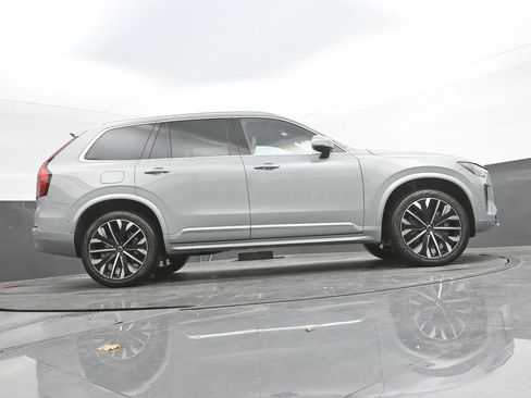New 2026 Volvo XC90 B6 Plus w/ Protection Package Premier AWD/4WD image 36