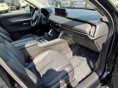 Used 2024 MAZDA CX-90 3.3 Turbo w/ Preferred Plus AWD/4WD image 31