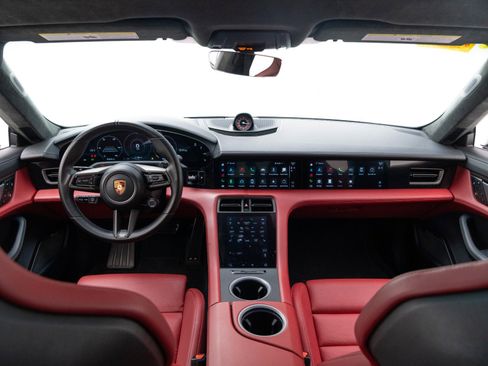 Certified 2022 Porsche Taycan Turbo S image 18