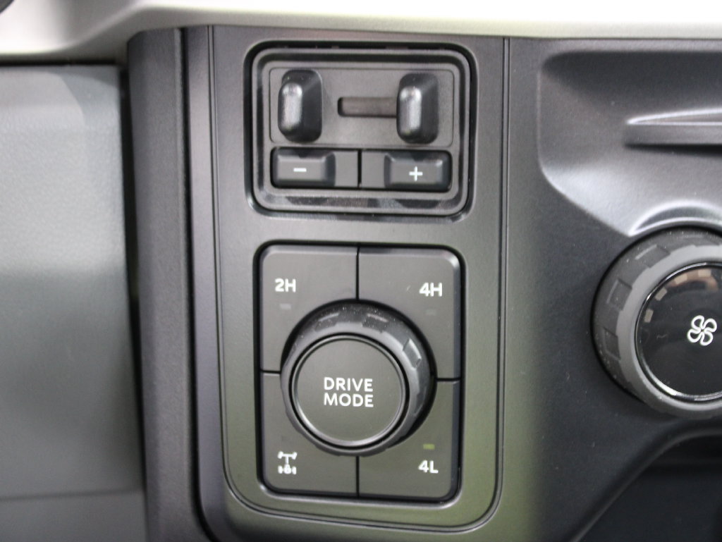 Used 2024 Ford F350 XL w/ XL Chrome Package AWD/4WD image 58