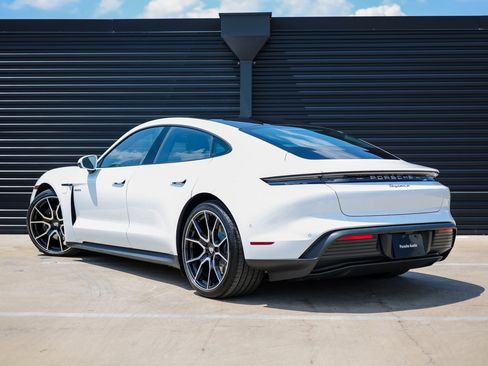 New 2026 Porsche Taycan image 3