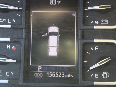 Used 2018 Toyota Tundra SR5 w/ SR5 Upgrade Package image 15