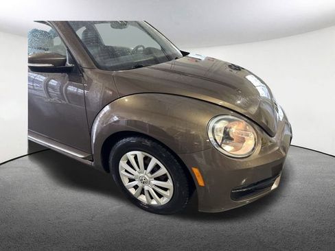 Used 2012 Volkswagen Beetle 2.5 image 28