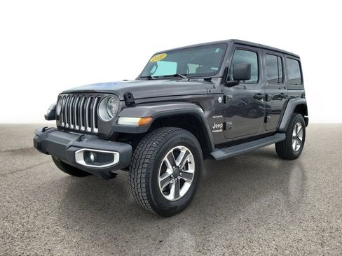 Used 2020 Jeep Wrangler Unlimited Sahara w/ Dual Top Group AWD/4WD image 2