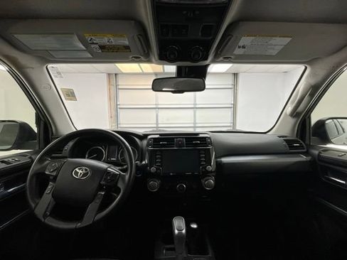 Used 2023 Toyota 4Runner TRD Off-Road AWD/4WD image 2