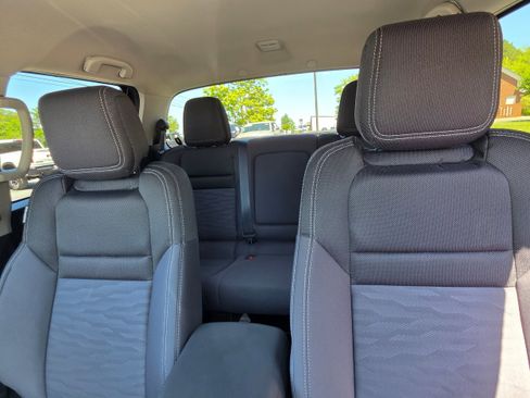 Used 2024 Nissan Frontier SV w/ Technology Package RWD image 20