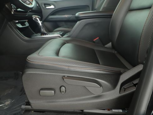 Used 2022 GMC Canyon AT4 w/ Trailering Package image 10