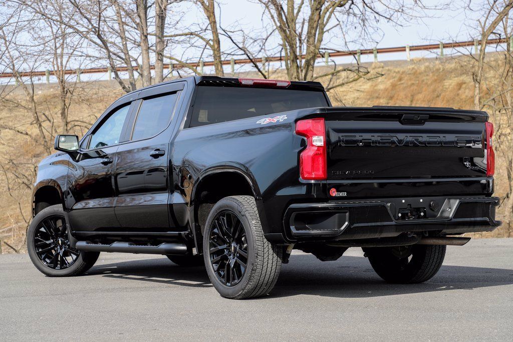 Used 2019 Chevrolet Silverado 1500 RST AWD/4WD image 4