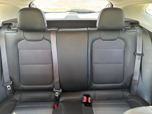 Used 2025 Chevrolet Trax LT FWD image 30