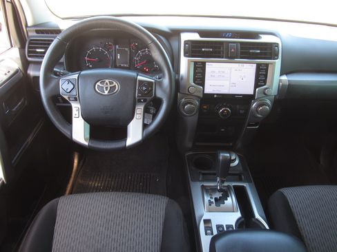Used 2021 Toyota 4Runner SR5 AWD/4WD image 16