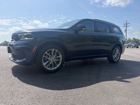 Used 2024 Dodge Durango GT AWD/4WD image 9