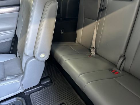 Used 2021 Toyota Highlander Platinum image 14