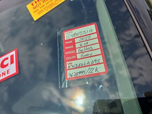 Certified 2025 Kia Seltos S FWD image 10