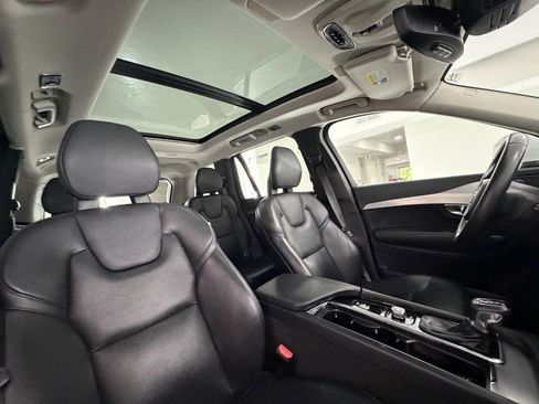 Used 2016 Volvo XC90 T5 Momentum FWD image 14