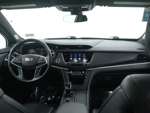 Used 2024 Cadillac XT5 Premium Luxury image 13