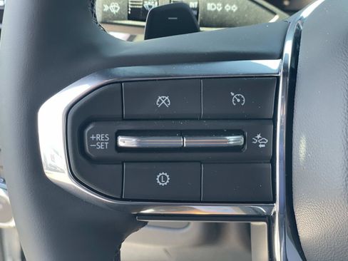 New 2026 GMC Yukon XL Denali AWD/4WD image 10