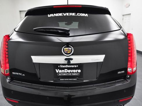 Used 2015 Cadillac SRX Luxury w/ Driver Awareness Package image 8