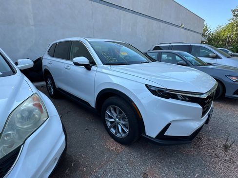 Used 2024 Honda CR-V EX-L image 4
