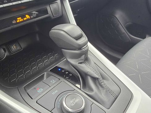 Certified 2025 Toyota RAV4 XLE image 39