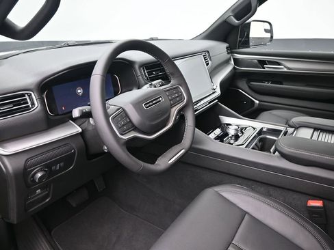 New 2026 Jeep Grand Wagoneer Limited image 18