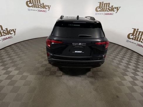 Used 2026 GMC Terrain Elevation w/ Elevation Premium Package FWD image 7