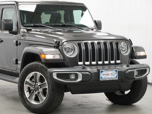 Used 2020 Jeep Wrangler Unlimited Sahara w/ Cold Weather Group AWD/4WD image 9
