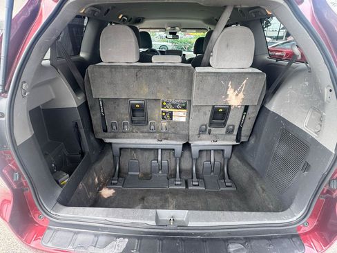 Used 2019 Toyota Sienna LE FWD image 22