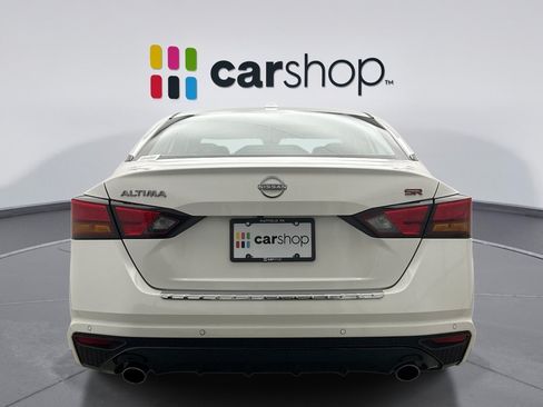 Used 2023 Nissan Altima 2.5 SR w/ SR Premium Package FWD image 4