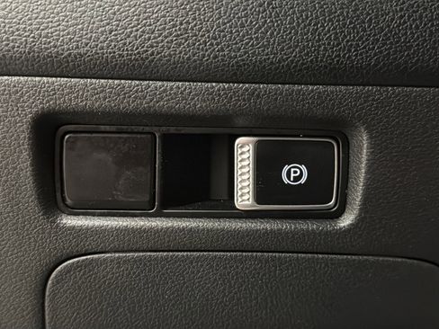 Used 2023 Hyundai Santa Fe SEL image 21