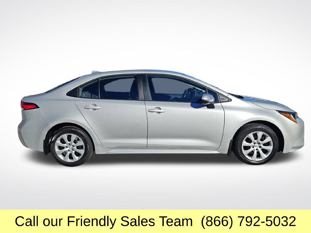 Used 2024 Toyota Corolla LE FWD image 7