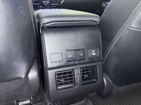 Certified 2023 Subaru Solterra Limited image 19