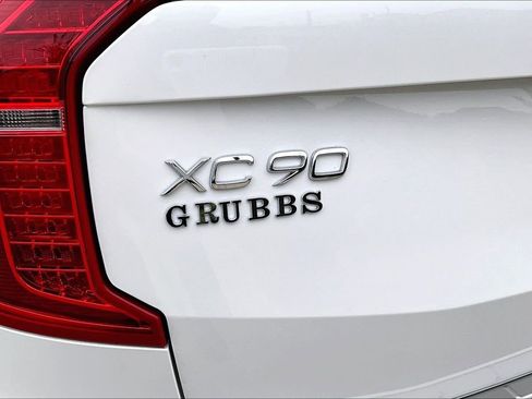 Used 2023 Volvo XC90 B5 Core w/ Climate Package image 43