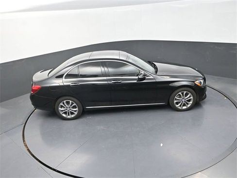 Used 2017 Mercedes-Benz C 300 4MATIC Sedan image 26