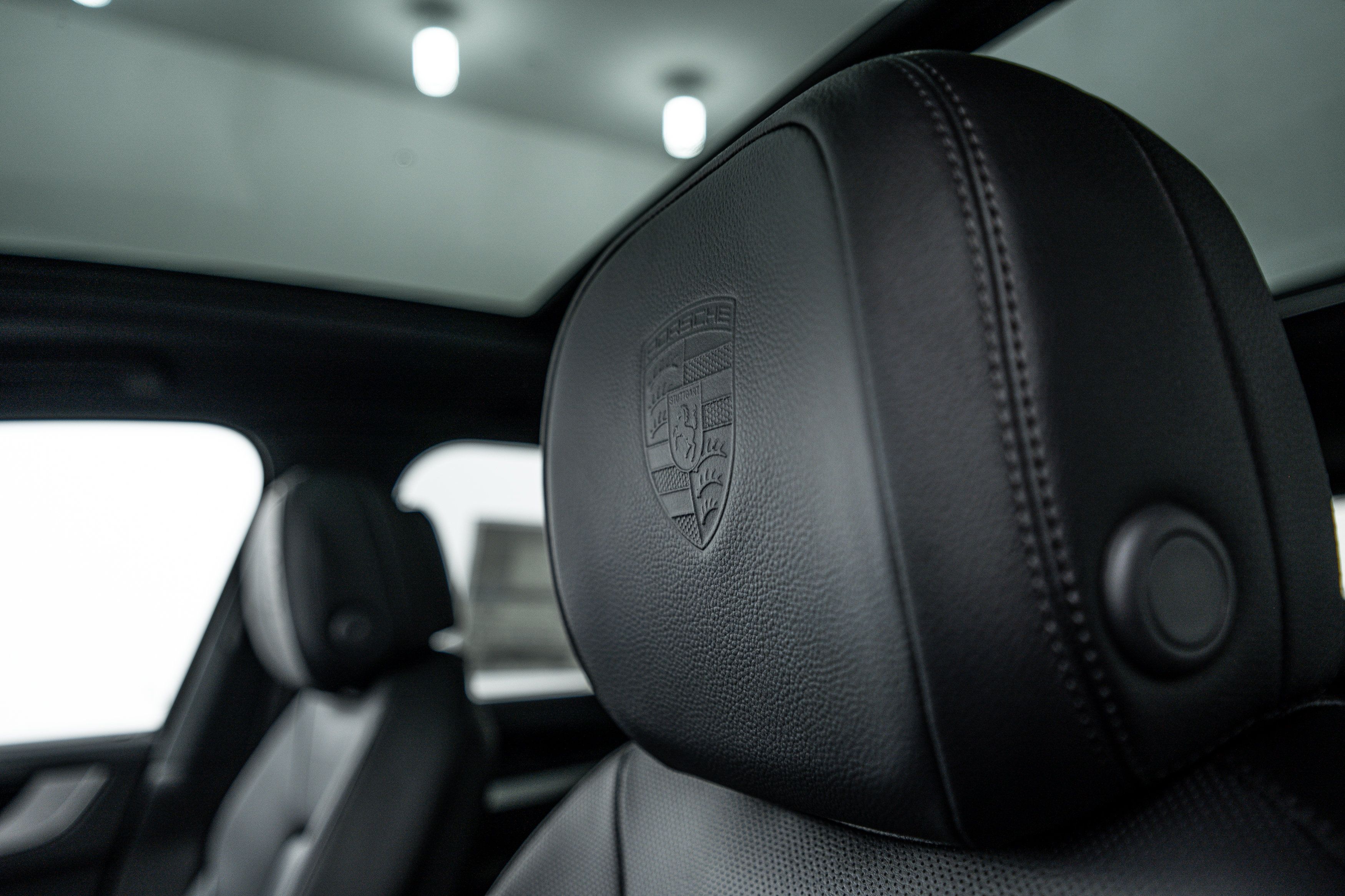Certified 2026 Porsche Cayenne AWD/4WD image 21