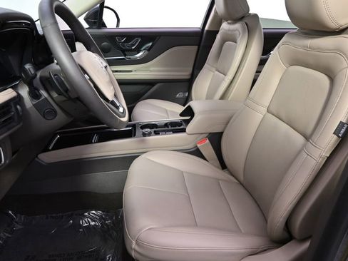 Used 2023 Lincoln Corsair AWD w/ Equipment Group 101A image 13