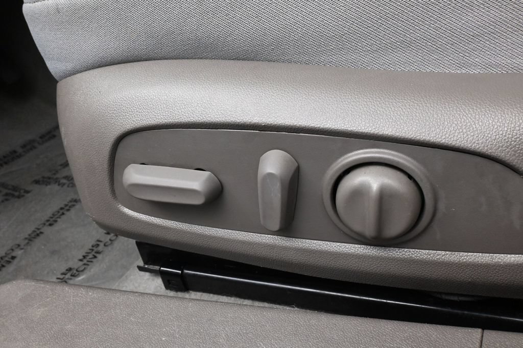 Used 2024 Chevrolet Malibu LT FWD image 12