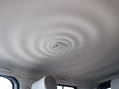 Used 2011 Nissan Cube 1.8 S w/ Interior Designer Pkg FWD image 19