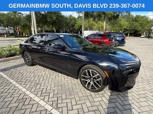 Certified 2025 BMW 760i xDrive w/ Executive Package image 11