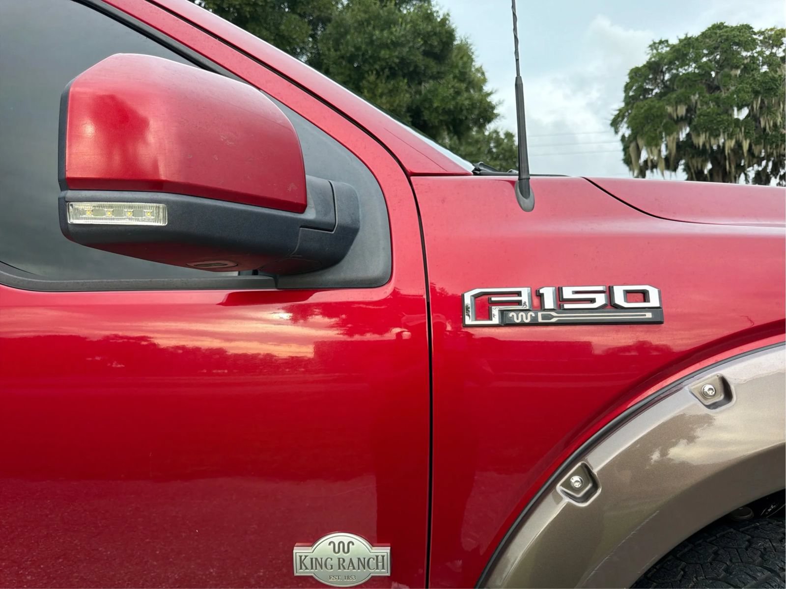 Used 2015 Ford F150 King Ranch w/ Equipment Group 601A Luxury AWD/4WD image 31