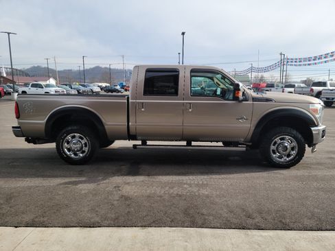 Used 2013 Ford F250 Lariat w/ Chrome Pkg image 20
