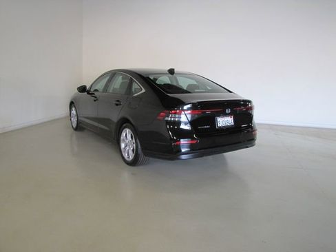 Used 2024 Honda Accord LX image 21