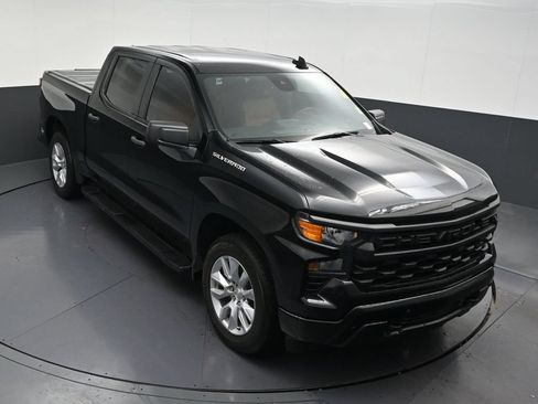 Used 2023 Chevrolet Silverado 1500 Custom RWD image 21